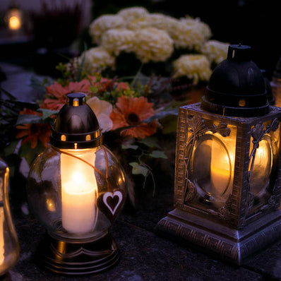 Lanterne funéraire ronde élégance 31 cm + 6 bougies